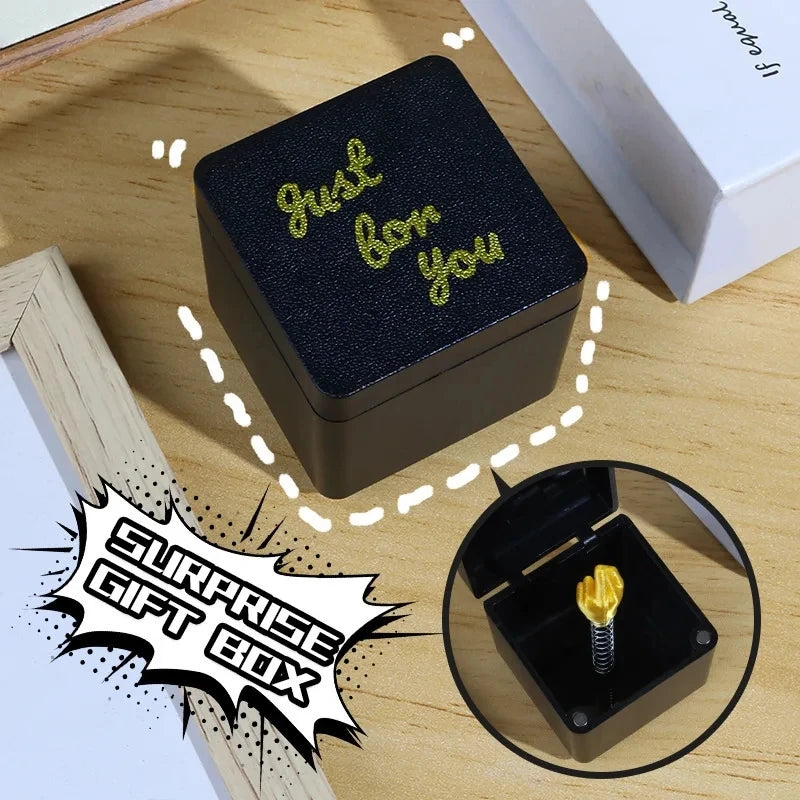 Zavaria Surprise Pop Box